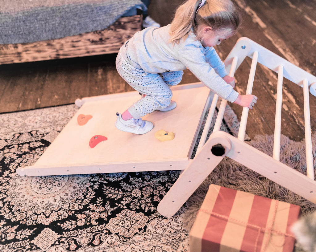 Pikler Triangle Ramp