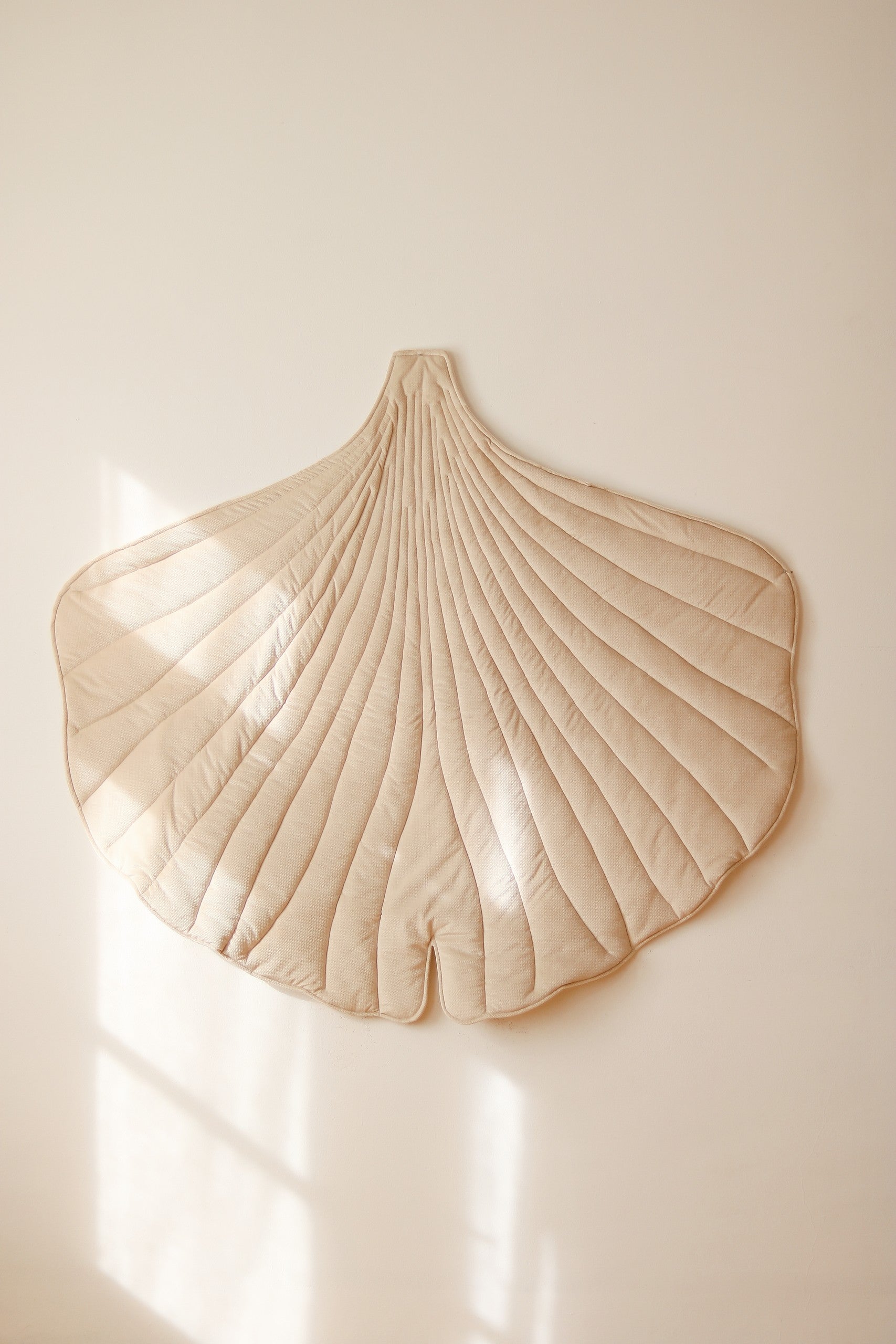 Organic Cotton and Velvet Ginkgo Leaf Playmat - Cream