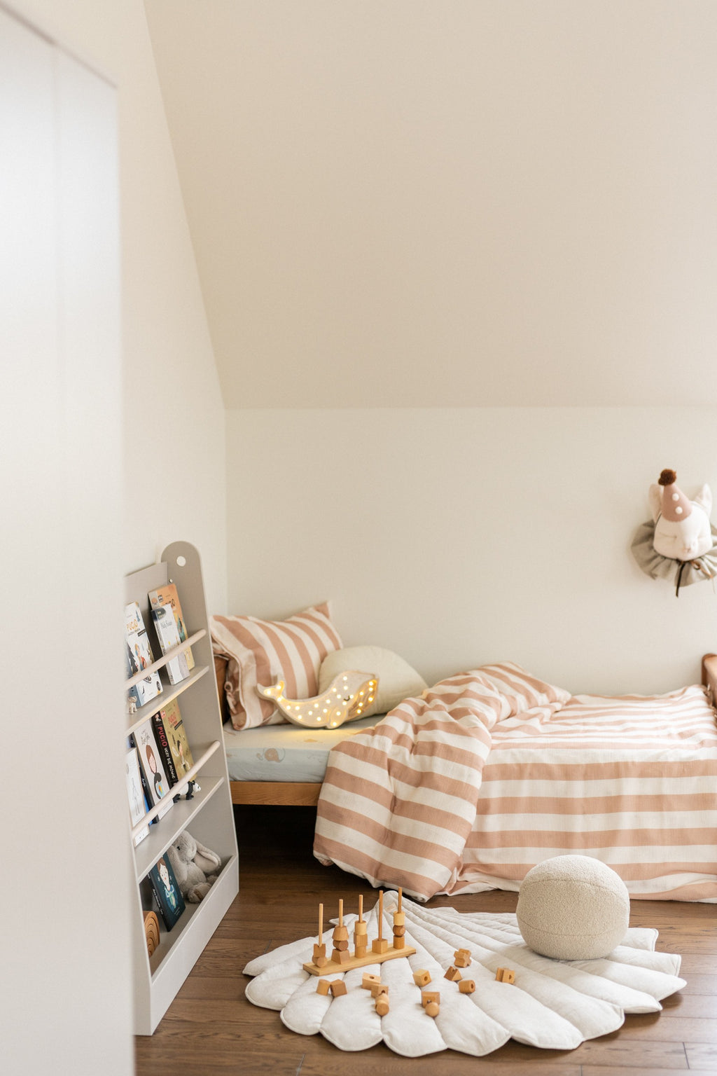 Organic Cotton and Linen Shell Playmat - Sand