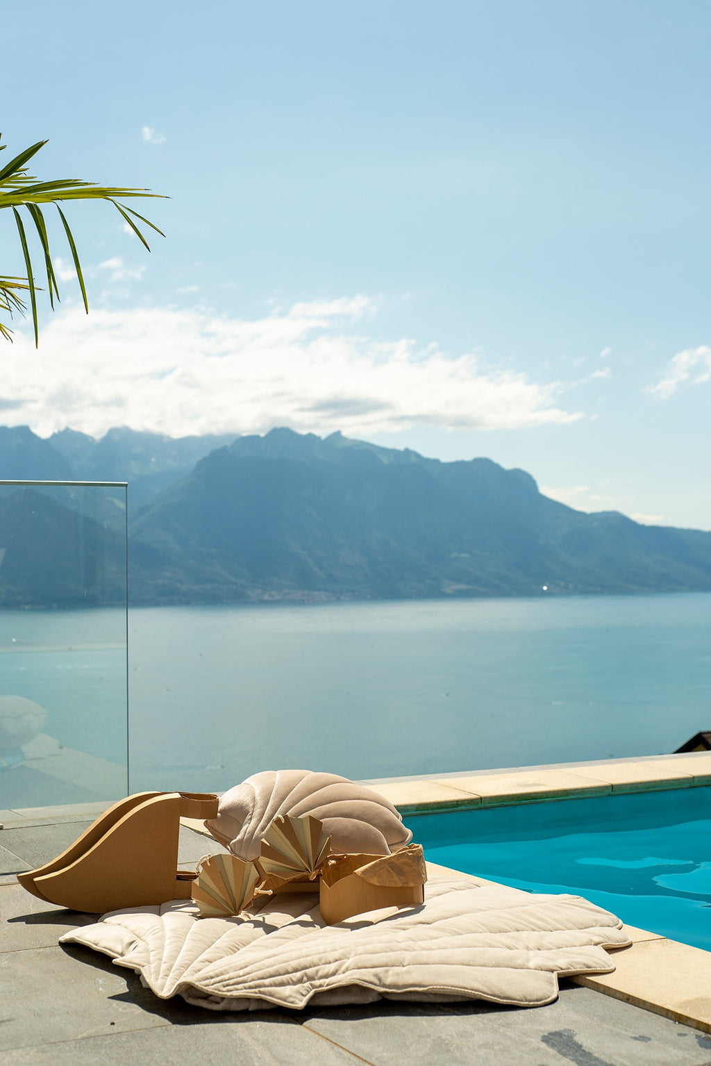 Organic Cotton and Velvet Shell Playmat - Beige